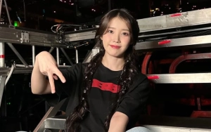 IU Jor-joran Manjakan Puluhan Staf dengan Tiket Pesawat Kelas Bisnis Selama Tur Dunia