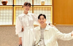 Park We Calon Suami Song Ji Eun Rayakan Momen Lamaran yang Trending