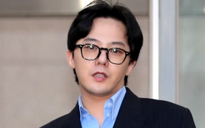 G-Dragon Sempatkan Diri Video Call Keponakan di Sela Kesibukan Saking Sayangnya