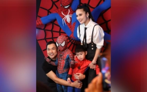 Harvey Moeis Khusyuk Doa Sebelum Sidang saat Sandra Dewi Dikabarkan Bakal Jadi Saksi