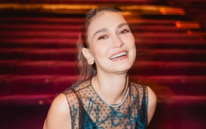 Luna Maya Berasa Dewi Sejati Kala Tampil Layaknya Artis Mancanegara 