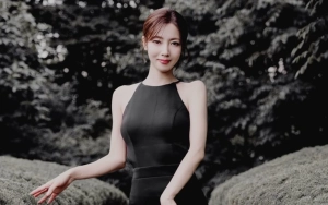Potret Prewedding Hyemi FIESTAR Bareng Tunangan Pebisnis Curi Perhatian