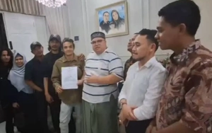 Razman Nasution Datangi Polres Tanpa Vadel Badjideh Jelang Jumpa Pers Kasus Terkait Lolly