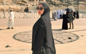 Visual Nikita Mirzani Cantik Berhijab usai Sindir Vadel soal Hasil Visum Laura