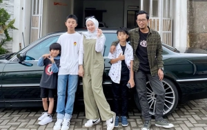 Drummer Matta Band Tangisi Jenazah Anak usai Fakta Kehilangan 2 Putra dalam Setahun Terkuak