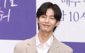 Kepergian Song Jae Rim Buat Sederet Rekan Artis Syok Sekaligus Hancur