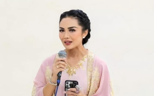 Krisdayanti Dinilai Pencitraan saat Ziarah ke Makam Sang Papa Imbas Busana yang Dipakainya