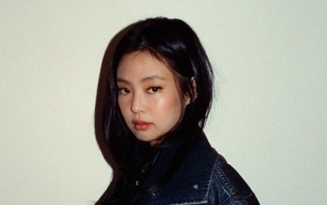 Jennie BLACKPINK Jadi Hot Topik Gegara Gaya Rambut Messy Bun