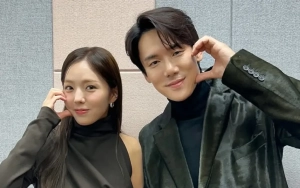 Beda Perilaku Yoo Yeon Seok & Chae Soo Bin di Lokasi 'When the Phone Rings' Curi Fokus