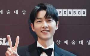 Penampilan Baru Song Joong Ki usai Punya 2 Anak Diagungkan Jurnalis