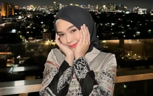 Ria Ricis Dikira Sindir Ibu-Ibu Viral dengan Ajak Beli Baju Anak di Pasar