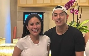 Nikita Mirzani Gercep Cium Pacar Brondong di Tengah Isu Orientasi Seksual Slay
