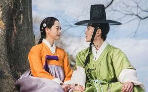Alur Penayangan Perdana Drama Go Ara 'The Scandal of Chunhwa' Tuai Pujian