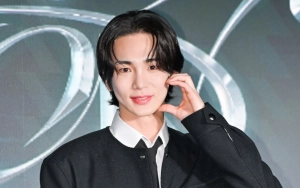 Key SHINee Perdana Klarifikasi Soal Keberadaan Sang Ayah