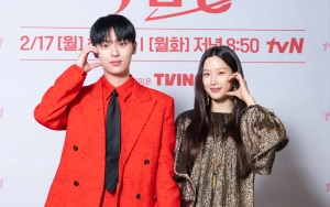 Moon Ga Young Kuak Rasanya Akting Romantis Bareng Aktor Brondong Choi Hyun Wook