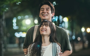 Choi Woo Shik Akui Dibimbing Park Bo Young saat Syuting Ciuman di 'Melo Movie'