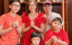 Istri Richard Lee Cantik Berhjab di Tengah Kabar Suami Mualaf