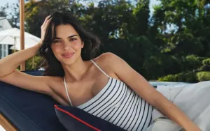 Kendall Jenner Ungkap Alasan Mengapa Saudara Perempuannya 'Menyudutkan' Pilihan Fashionnya