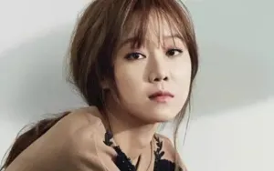 Gong Hyo Jin dan Kim Go Eun Tampilkan Persahabatan Manis di Media Sosial