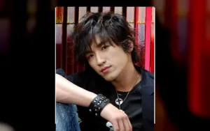 Lee Min Woo SHINHWA Ungkap Foto Pernikahan Romantis Sebelum Menikah