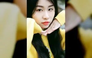 Jung So Min Tampil Memukau di Acara Brand Fashion Kontemporer
