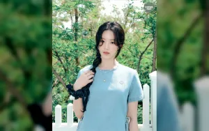 Transformasi Berani Shuhua i-dle Bikin Heboh di Pertunjukan Terbaru