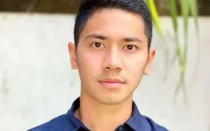 Emir Mahira Perdalam Agama Lewat Peran Ustadz di 'Kupilih Jalur Langit'