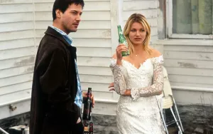 Cameron Diaz dan Keanu Reeves Reuni di Film Outcome Setelah 30 Tahun