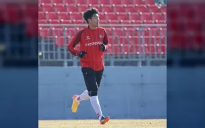 Kemenangan Dramatis! Pelatih Baek Seung Je dari Gyeongnam FC Merayakan Comeback Tim