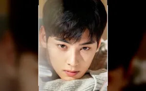 Cha Eun Woo Tampil di Acara Militer di Tengah Kontroversi Penghindaran Pajak