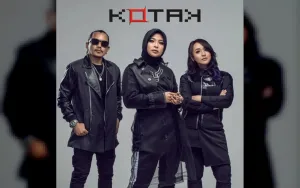 Band Kotak Guncang Monas dalam Aksi Peringatan Hari Buruh Internasional