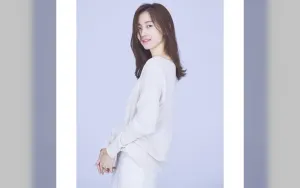 Shin Hyun Been Jadi Sorotan Usai Jatuh Dua Kali di Karpet Merah Baeksang