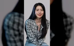 Lim Ji Yeon Tampilkan Aegyo untuk Menyenangkan Kakek Heo Nam Jun di 'My Royal Nemesis'