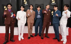 Universitas dan Kuil Siap Sambut Fans BTS Menjelang Konser di Busan