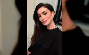 Anne Hathaway Umumkan Hamil Anak Ketiga, Pamer Baby Bump di Instagram