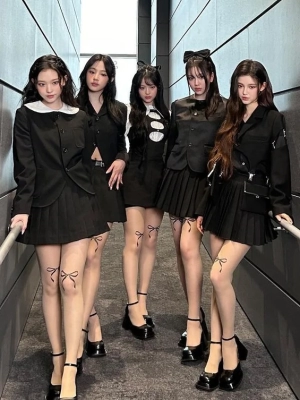 NewJeans Ikuti Jejak BTS Tampil di Istana Gyeongbokgung Tuai Beragam Reaksi