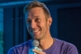 Chris Martin Alami Infeksi Paru-Paru Serius, Konser Coldplay Ditunda