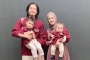 Momen Roger Danuarta Rela Bawakan Tas Pengasuh Sang Anak Jadi Perbincangan