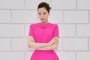 Pangling, Son Na Eun Percaya Diri Pakai Outfit Serba Macan Tutul di Milan Fashion Week 2023