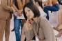 Rambut Dicepol, Song Hye Kyo Bergaya Nyeleneh Nongki Bareng Geng Seleb