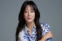 Bernilai Ratusan Juta, Pilihan Fashion Kim Hee Sun Tampil di 'You Quiz on the Block' Disorot