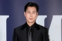 Jung Woo Sung Marahi Petugas Keamanan yang Halangi Fans Masuk Teater
