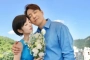Shim Hyung Tak & Hirai Saya Perdana Tunjukkan Wajah Ganteng Sang Putra di TV