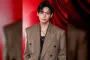 V BTS Curi Perhatian Fans di Paris dengan Gestur Menawan dan Interaksi Hangat