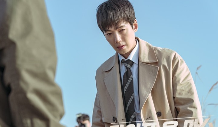 Kocak, Intip Aksi Gokil Jung Kyung Ho cs Tangkap Penjahat di Teaser 'Life on Mars'