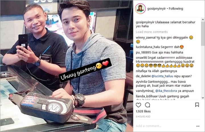  Ketampanan Kriss Hatta di Foto Ini Bikin Terpana, Netter: Yang Kayak Gini Ditinggalin?