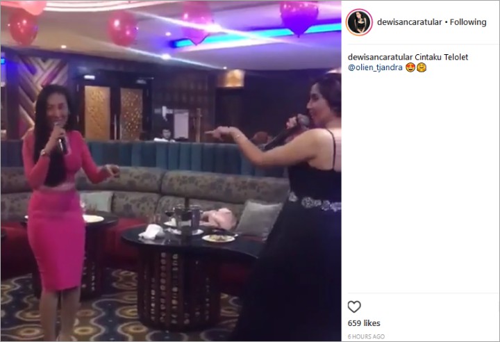 Pamer Perut Rata di Tengah Isu Hamil, Dewi Sanca Kunci Kolom Komentar