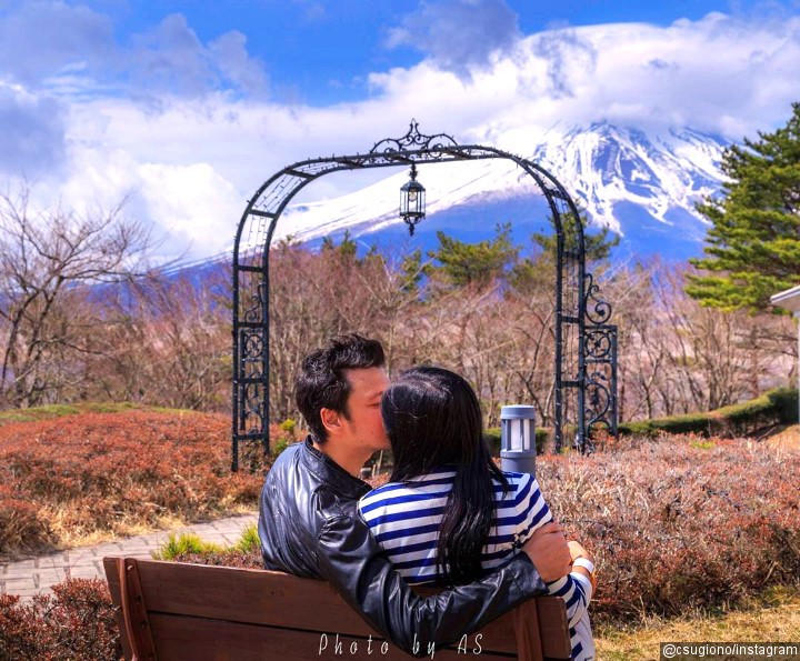 3. Romantis Banget, Awas Baper Lihat Ciuman Tian 