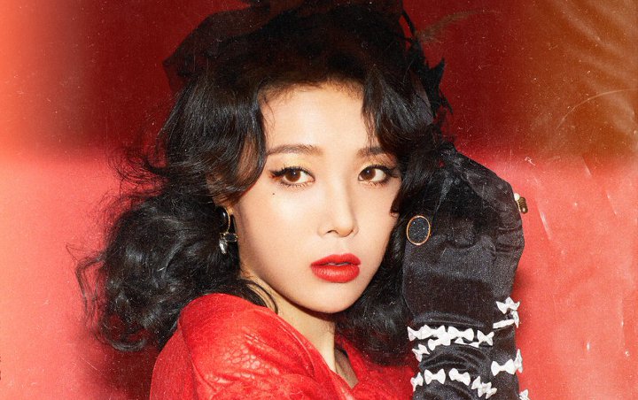 Tampil Bak Boneka Merah di 'Show Champion', Lagu Yubin Eks Wonder Girl Dipuji