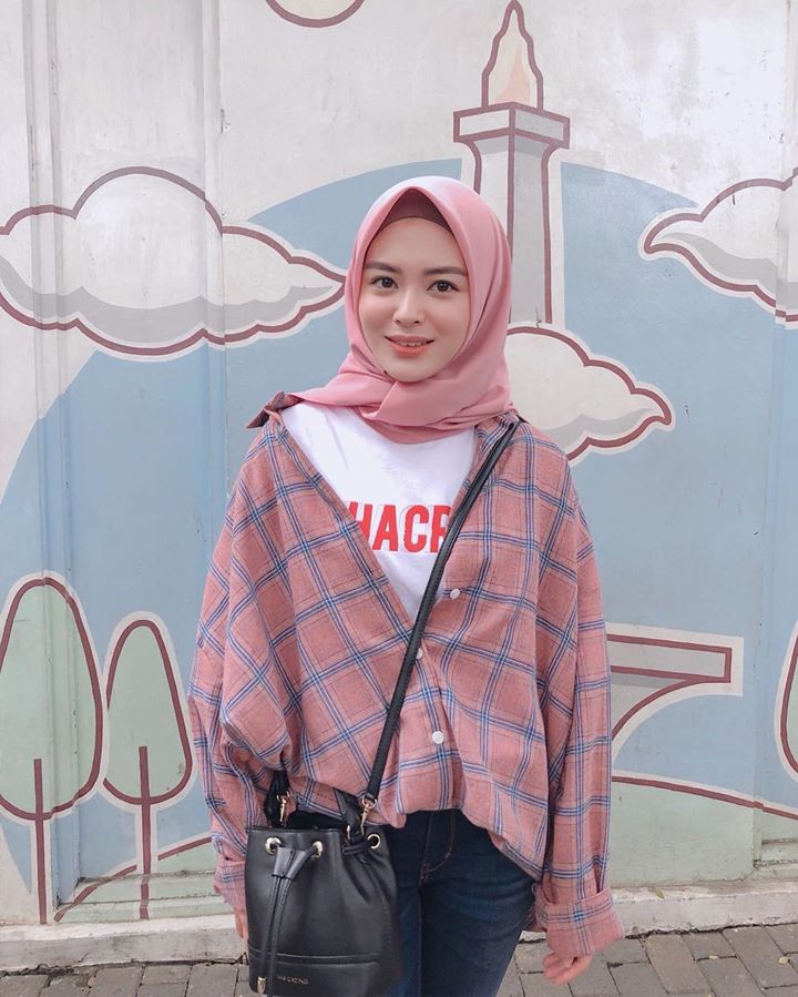 Ayana Ikuti Tren Masa Kini
